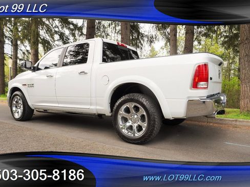 Used 2017 RAM 1500 Laramie w/ Convenience Group image 11