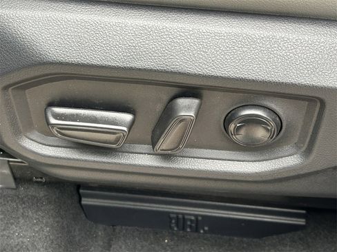 Used 2023 Toyota Tundra Limited image 25