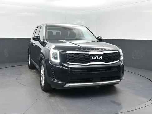 Used 2022 Kia Telluride LX image 35