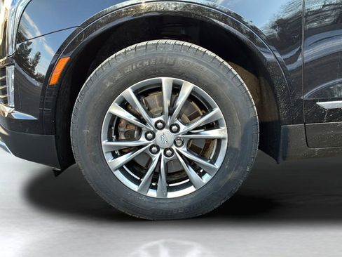 Certified 2023 Cadillac XT5 Premium Luxury w/ LPO, Floor Liner Package image 19