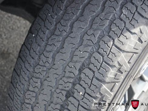 Used 2021 Toyota Tacoma TRD Off-Road w/ Technology Package image 19