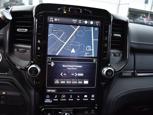 Used 2024 RAM 2500 Limited image 20