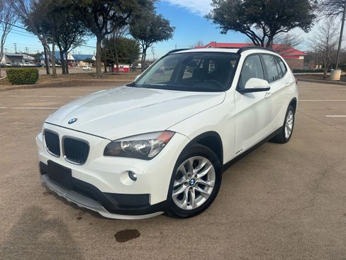Used 2015 BMW X1 xDrive28i image 1