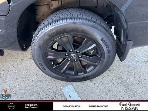 Certified 2024 Nissan Titan SV w/ SV Bronze Edition Package image 36