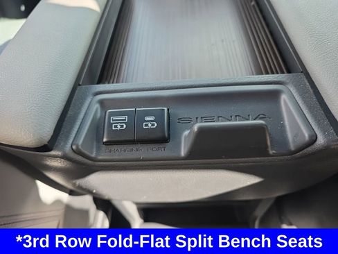 Used 2024 Toyota Sienna XLE image 13