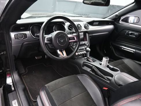 Used 2016 Ford Mustang GT Premium w/ Equipment Group 401A RWD image 14