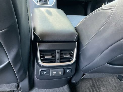 Used 2021 Subaru Outback Limited image 25