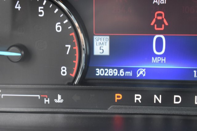 Used 2023 Ford Explorer XLT w/ Equipment Group 202A AWD/4WD image 30