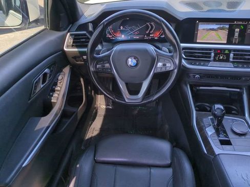 Used 2020 BMW 330i Sedan w/ Convenience Package image 16