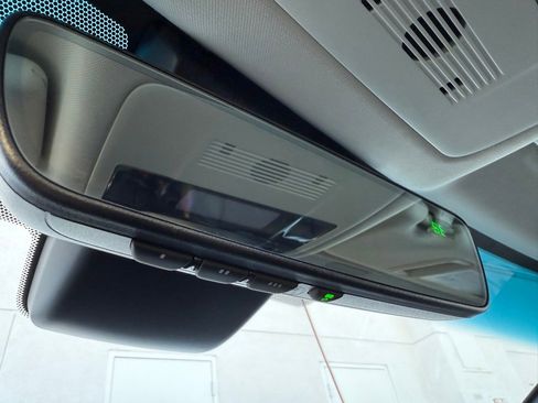 Certified 2025 Lexus ES 350 image 29