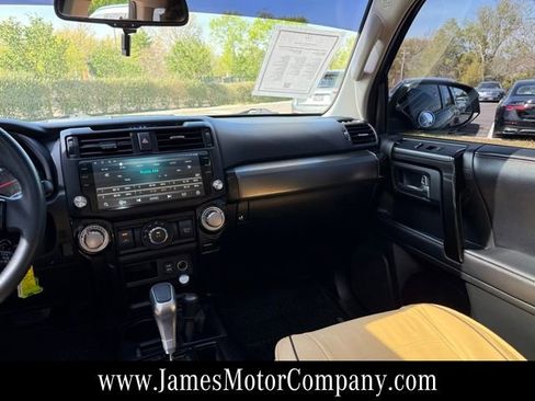 Used 2019 Toyota 4Runner TRD Off-Road Premium image 15