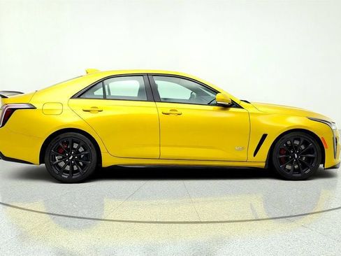 Used 2024 Cadillac CT4 V Blackwing w/ Technology Package RWD image 4