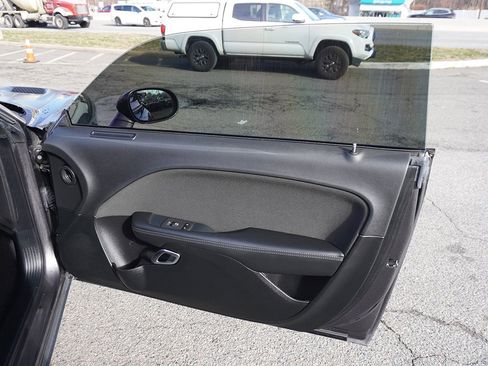 Used 2020 Dodge Challenger R/T image 17