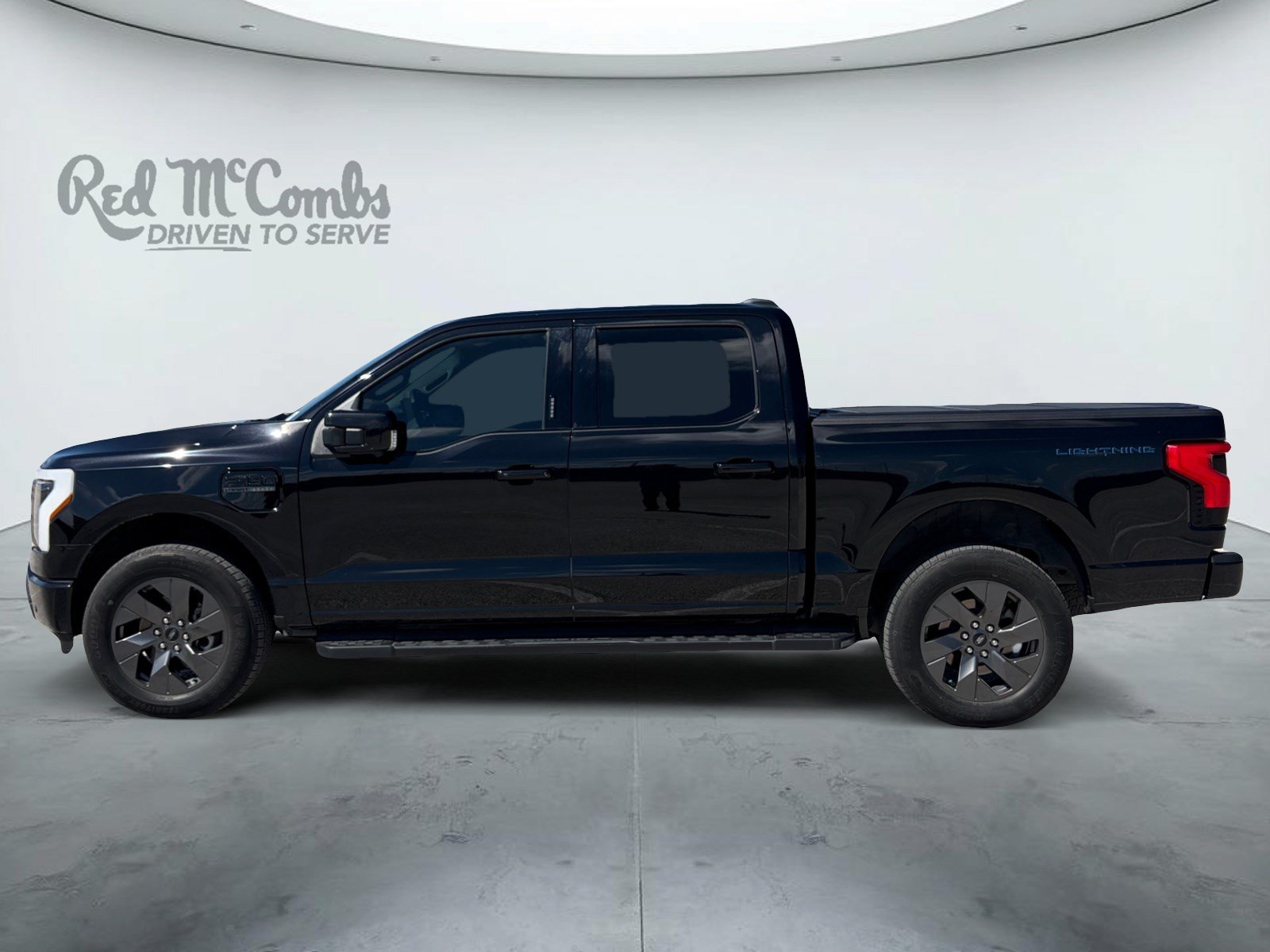 Used 2023 Ford F150 Lightning Lariat AWD/4WD image 8