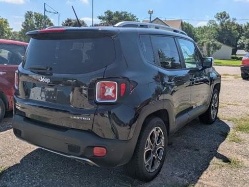 Used 2017 Jeep Renegade Limited AWD/4WD image 3