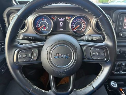 Used 2020 Jeep Wrangler Unlimited Sport AWD/4WD image 19