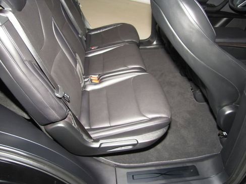Used 2023 Tesla Model X AWD/4WD image 17