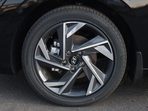 New 2026 Hyundai Elantra Sport image 7