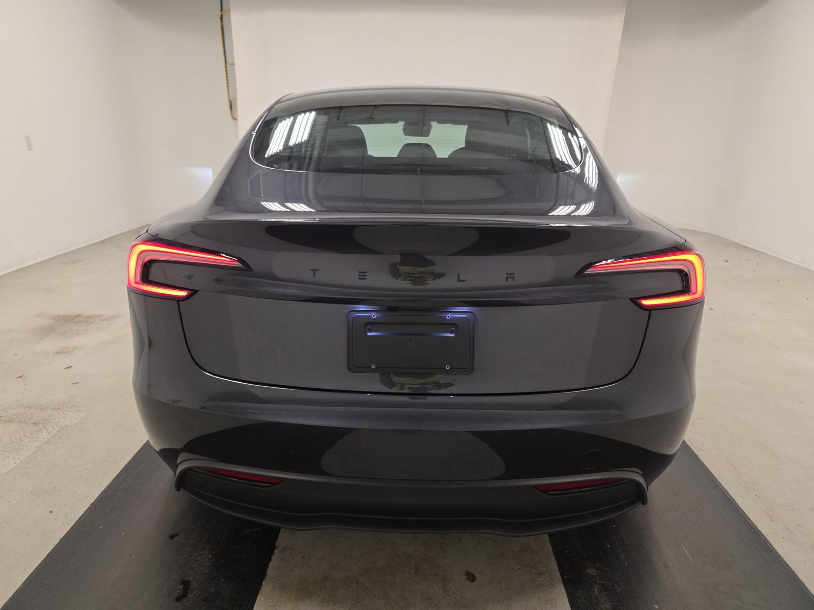Used 2026 Tesla Model 3 RWD image 4