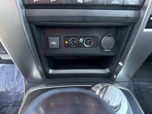 Used 2024 Toyota 4Runner Limited image 38