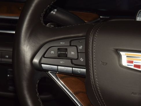 Used 2024 Cadillac Escalade Sport Platinum w/ Heavy-Duty Trailer Package AWD/4WD image 41
