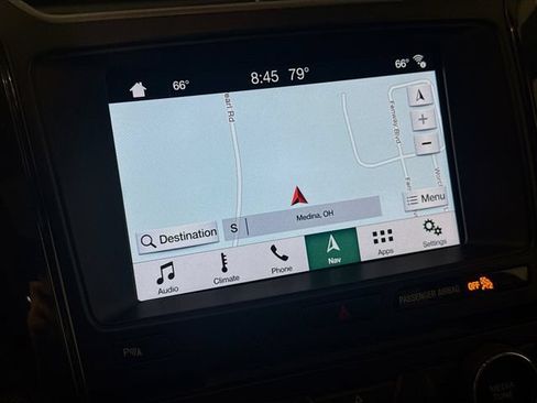 Used 2018 Ford Explorer XLT w/ Equipment Group 202A AWD/4WD image 18