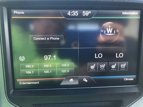 Used 2014 Ford F350 Lariat w/ Lariat Interior Package image 24