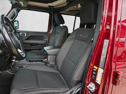 Used 2021 Jeep Gladiator Overland image 21