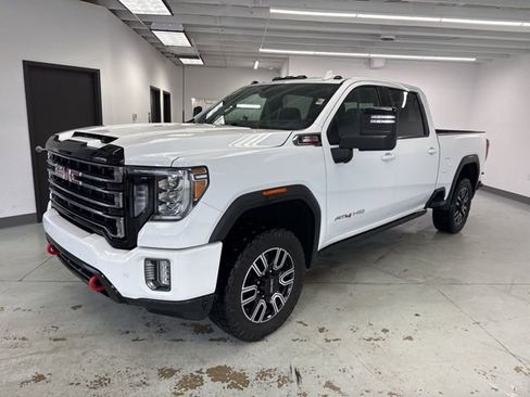 Used 2021 GMC Sierra 2500 AT4 w/ AT4 Premium Plus Package image 4
