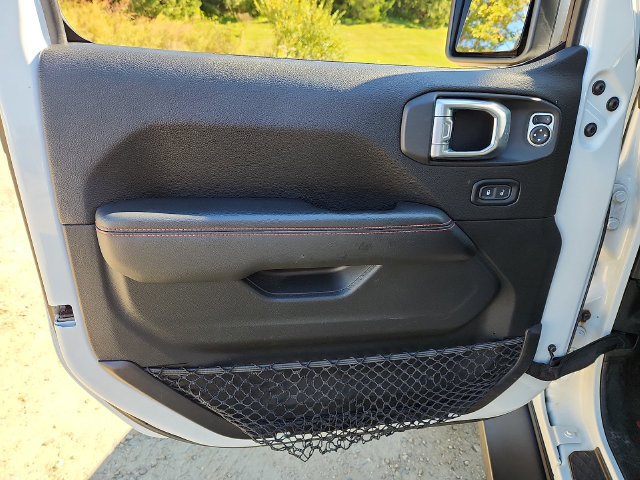Used 2020 Jeep Gladiator Rubicon AWD/4WD image 16