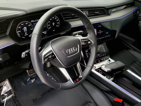 Used 2024 Audi Q8 e-tron Premium Plus AWD/4WD image 48