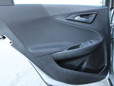 Used 2022 Chevrolet Malibu LT image 33