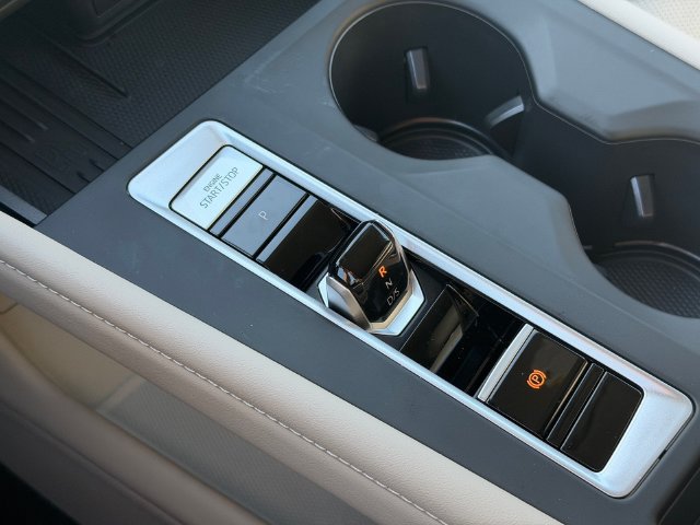 Certified 2026 Volkswagen Atlas SE FWD image 25