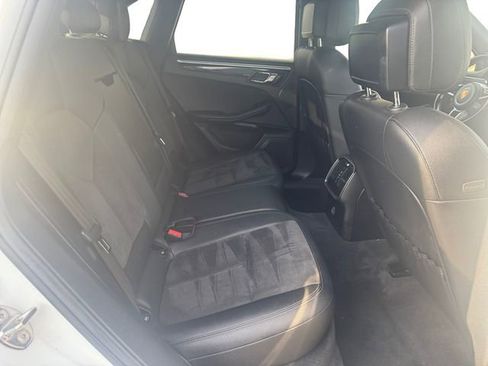 Used 2019 Porsche Macan image 15