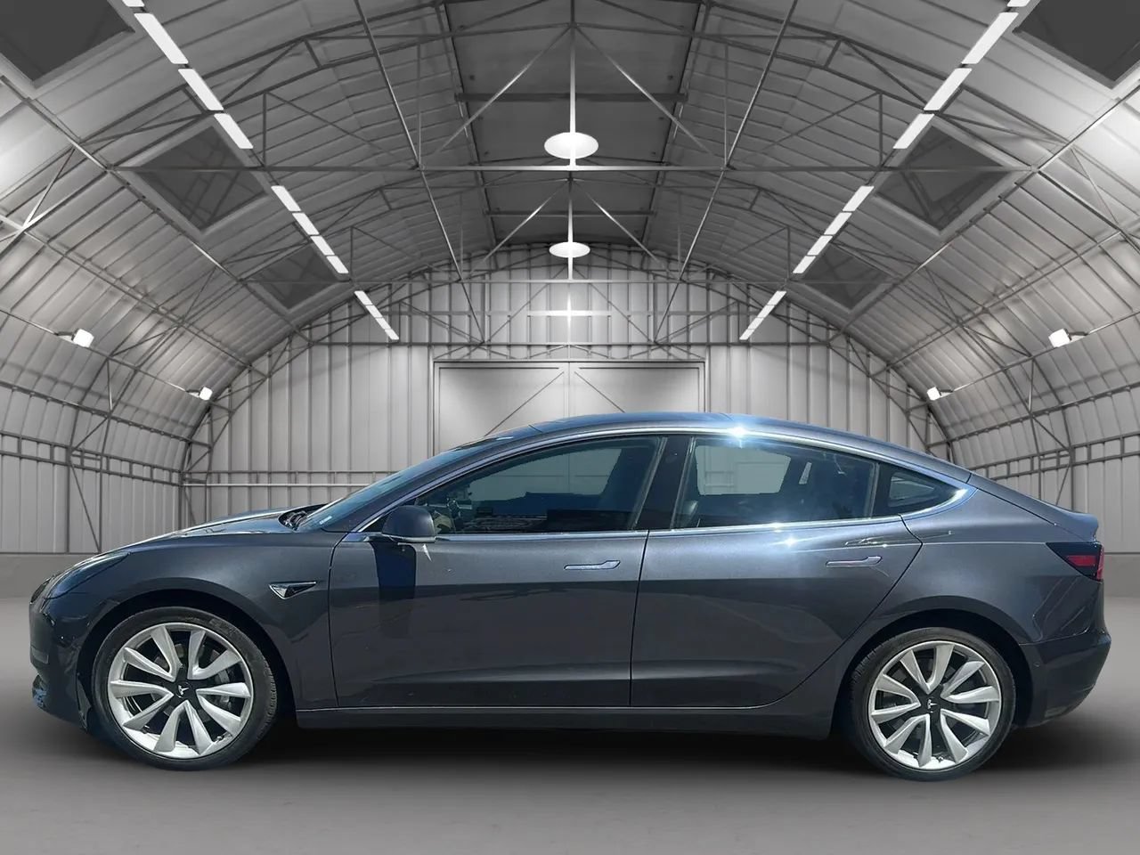 Used 2018 Tesla Model 3 Long Range RWD image 5