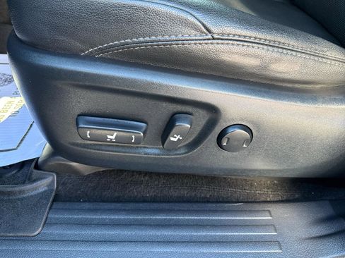 Used 2021 Toyota 4Runner Nightshade image 12