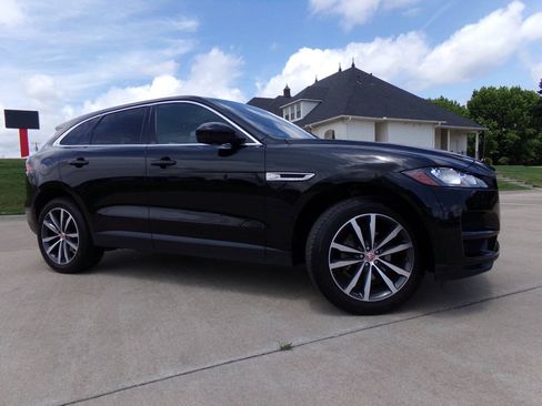 Used 2019 Jaguar F-PACE Prestige AWD/4WD image 14
