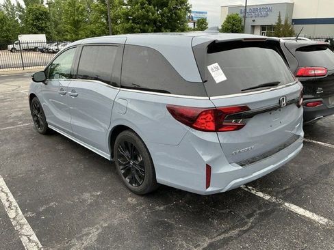 Used 2025 Honda Odyssey Sport-L image 10
