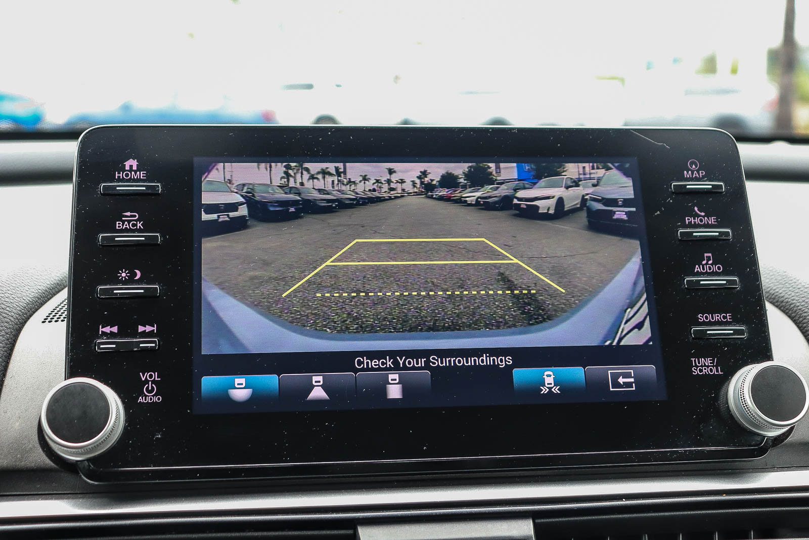 Used 2021 Honda Accord Touring image 29