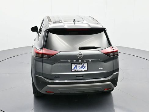 Used 2023 Nissan Rogue SV image 41