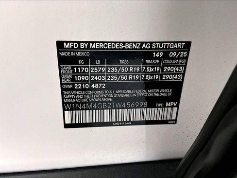 Used 2026 Mercedes-Benz GLB 250 image 32