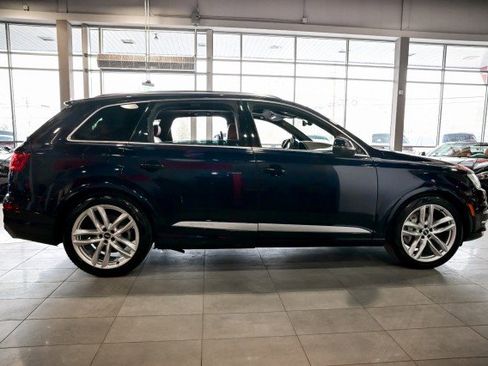 Used 2017 Audi Q7 3.0T Prestige image 4