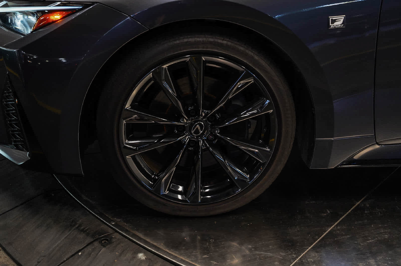 Used 2025 Lexus IS 350 F Sport w/ Accessory Package 2 RWD image 9