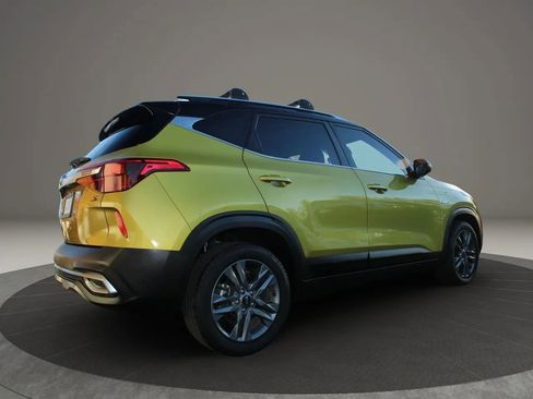 Used 2021 Kia Seltos S image 9