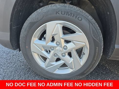 Used 2024 Hyundai Kona SE AWD/4WD image 28