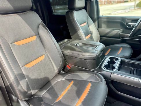 Used 2021 GMC Sierra 2500 AT4 image 12