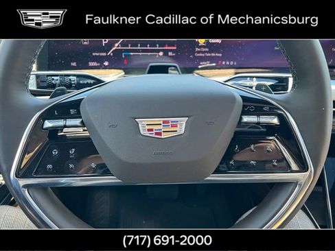 Certified 2026 Cadillac Escalade Luxury w/ Touring Package AWD/4WD image 32