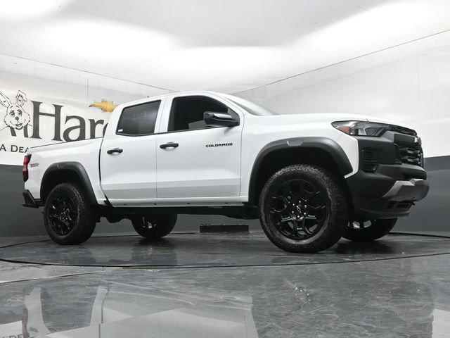 New 2026 Chevrolet Colorado Trail Boss AWD/4WD image 2