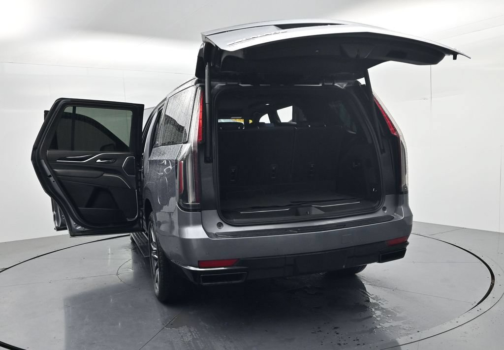 Used 2021 Cadillac Escalade Sport w/ Driver Assist Tech Package AWD/4WD image 67