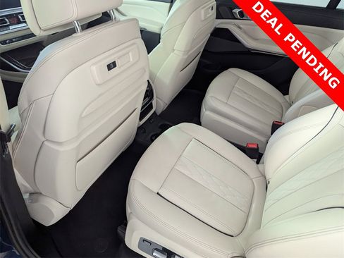 Used 2020 BMW X7 xDrive50i image 15